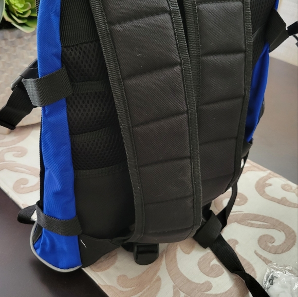 Backpack - Picture 3 of 3